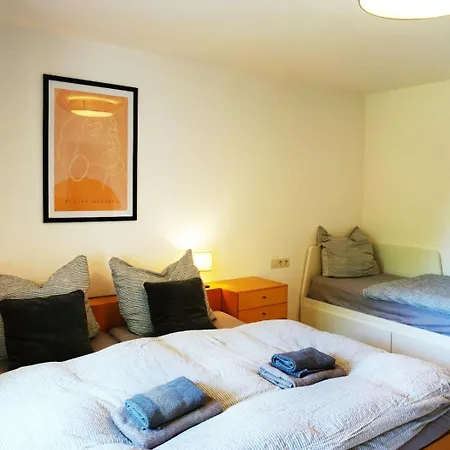 Gemuetliche Mit Blick Ins Gruene ツヴィーゼル